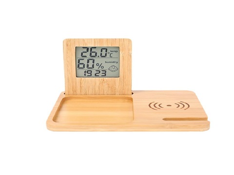 wooden clock---€41.16